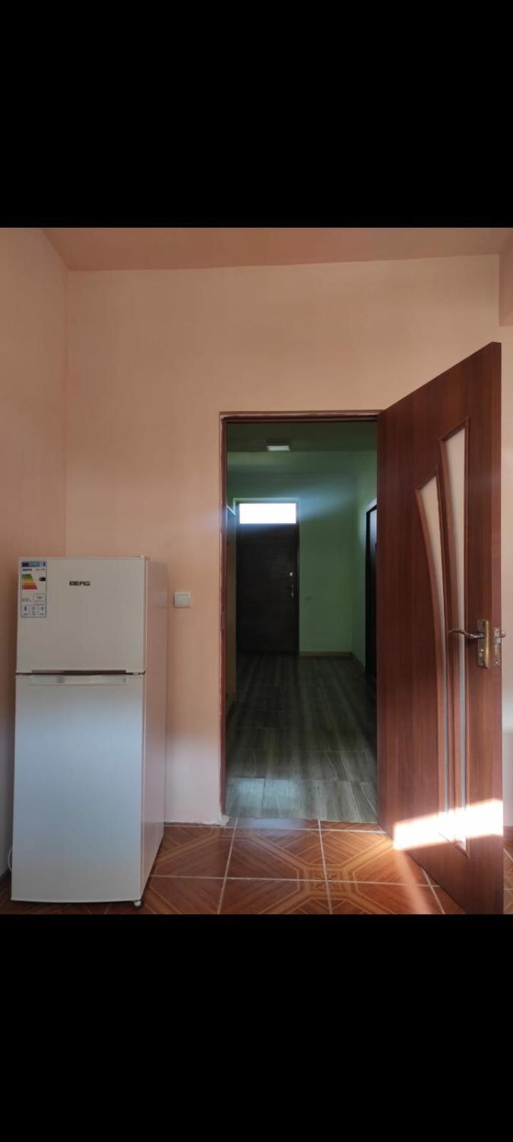 ホテル Md House イジェヴァン エクステリア 写真